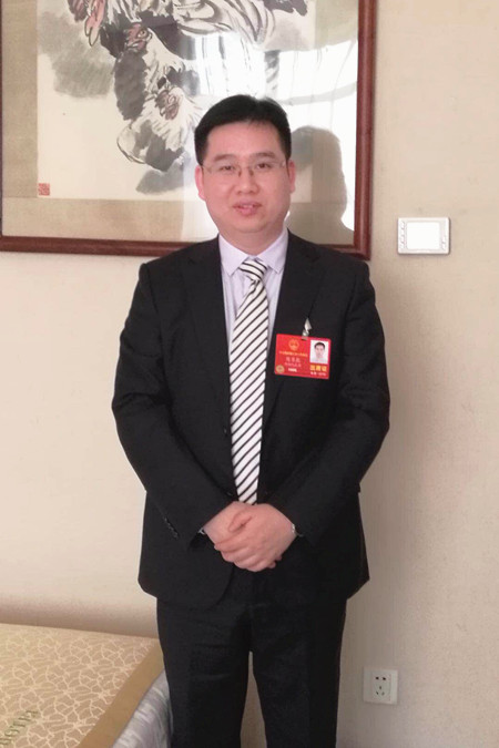 奏響春天的聲音！全國人大代表陳勇彪隨湖南代表團赴京參加全國“兩會”(圖2)